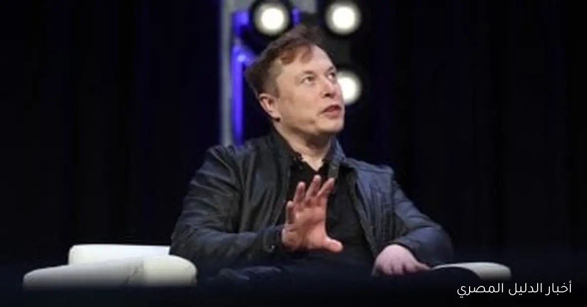 إيلون ماسك ينتقد وزير النقل الأمريكي ويصفه بـ “شون الغبي” على خلفية أزمة منصته الفضائية