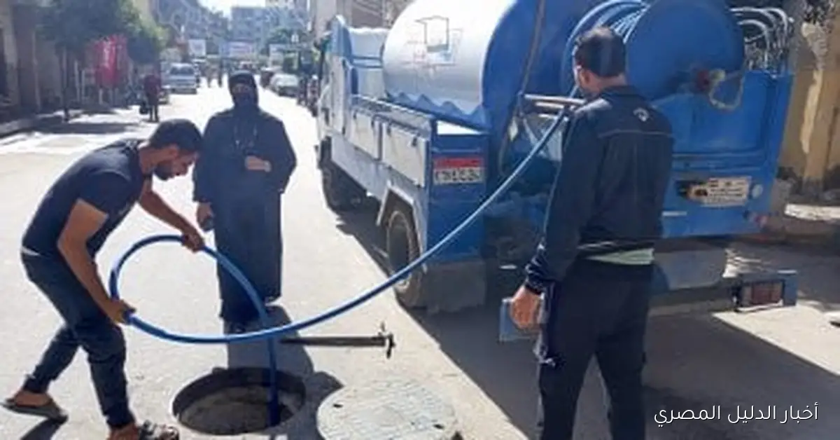 تجديد خط مياه 12 بوصة وإصلاح مشكلات الصرف في مدينة دسوق