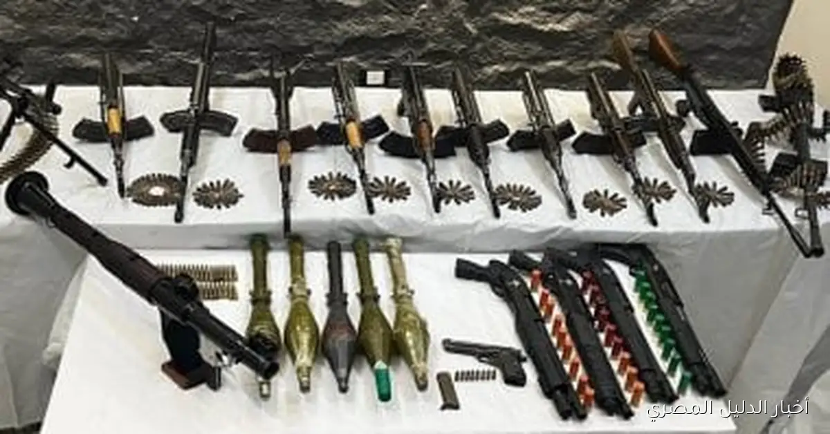حملة أمنية موسعة في قنا تسفر عن ضبط كمية من الأسلحة والذخيرة داخل مقطورة