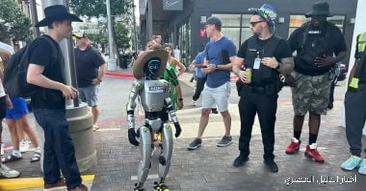 ظاهرة جديدة في شوارع نيويورك: روبوتات تثير الجدل بتصرفاتها المثيرة
