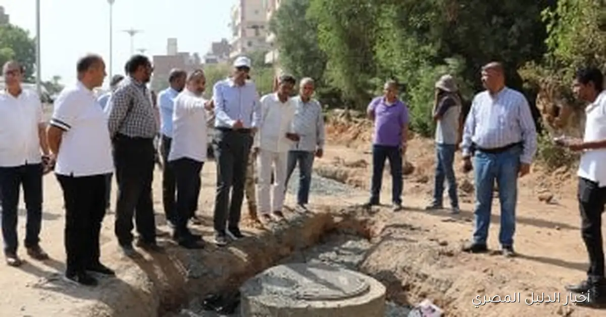 محافظ أسوان يزور مشروع تطوير طريق السادات ويعلن نسبة التنفيذ تبلغ 81%