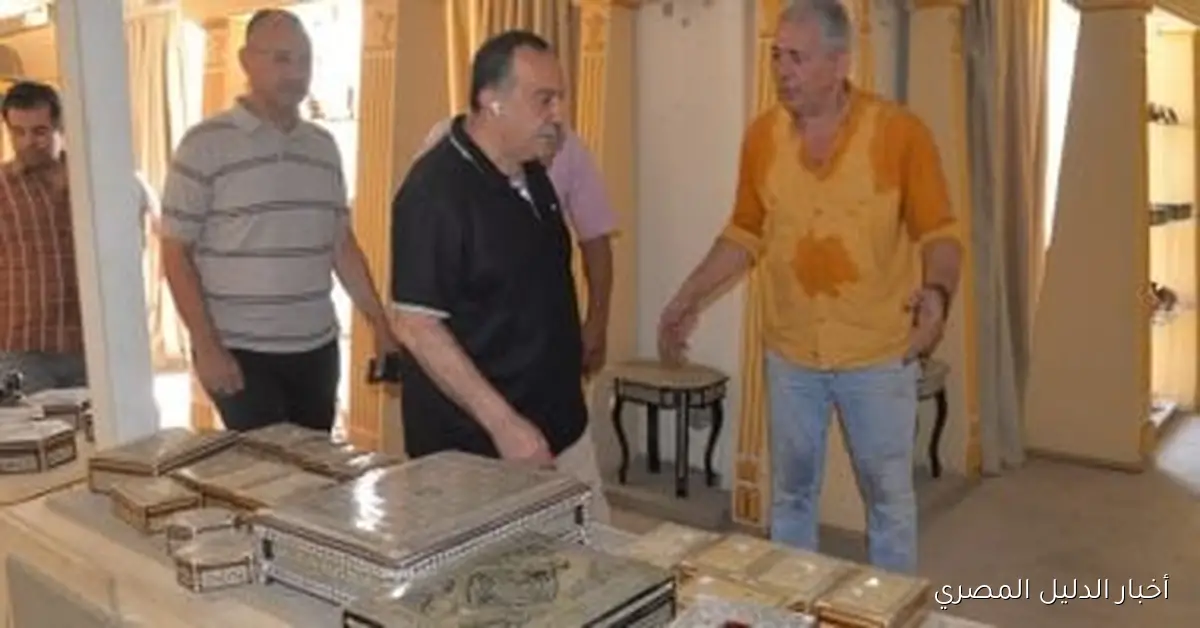 محافظ أسيوط يزور المعرض الدائم للحرف اليدوية والتراثية لتعزيز الفنون التقليدية