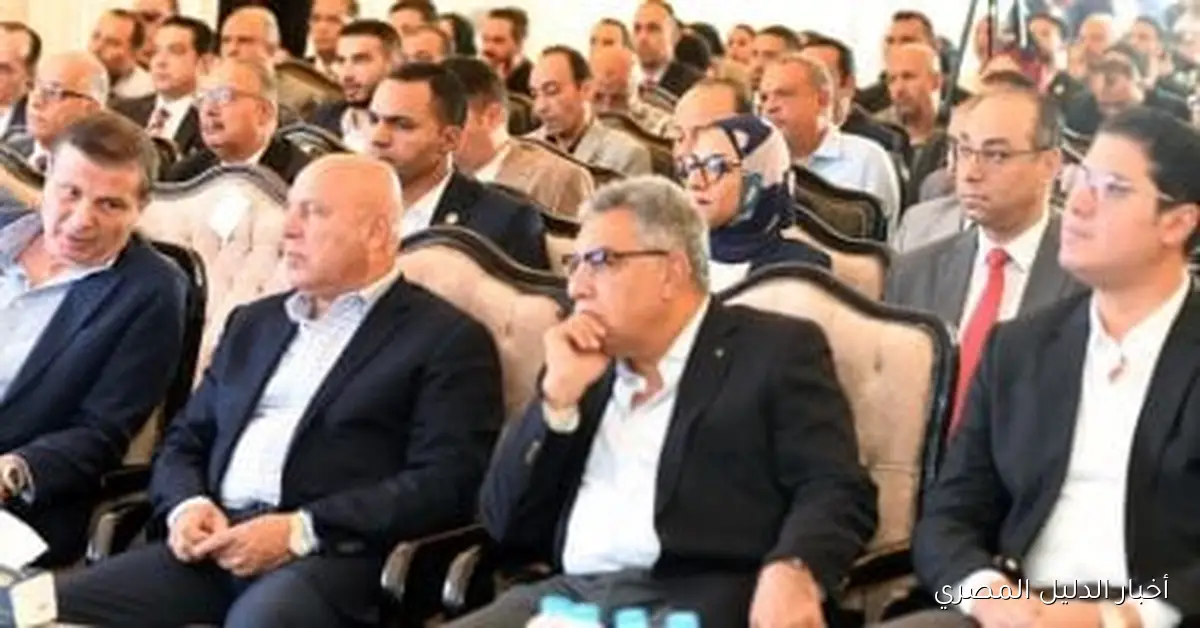 محافظ الدقهلية يشيد بدعم وزير الصناعة لتعزيز الإنتاج والتصدير في المناطق الصناعية