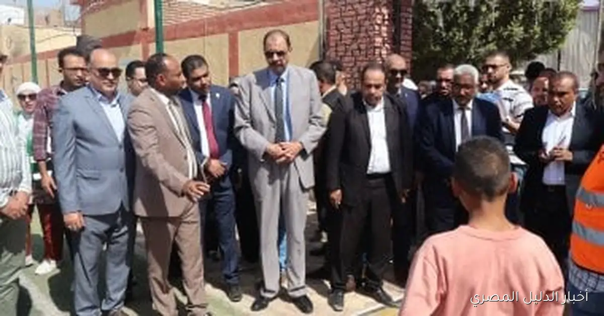 محافظ سوهاج يزور قرية نيدة بأخميم لمتابعة أنشطة مبادرة “أنت الحياة”