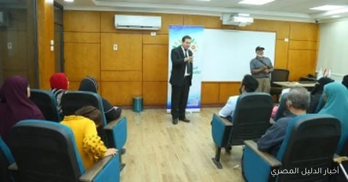 محافظ كفر الشيخ يعلن تنظيم ورشة توعوية حول قانون العمل الجديد تحت عنوان “إيدينا”