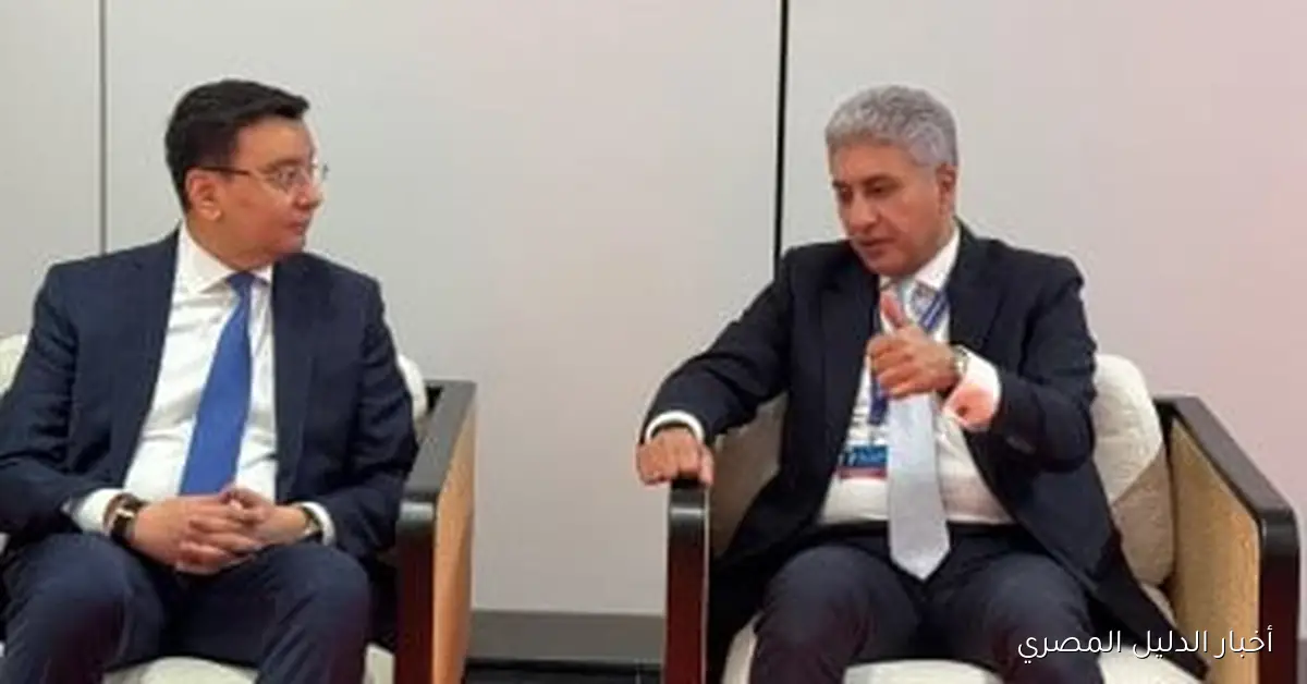 وزير السياحة يناقش مع رئيس هيئة السياحة الأوزبكية آفاق تعزيز التعاون الثنائي في القطاع السياحي