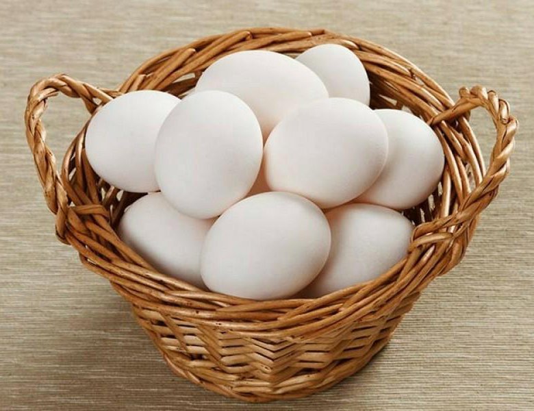 سعر كرتونة البيض اليوم الأحد في بورصة الدواجن، الدليل المصري