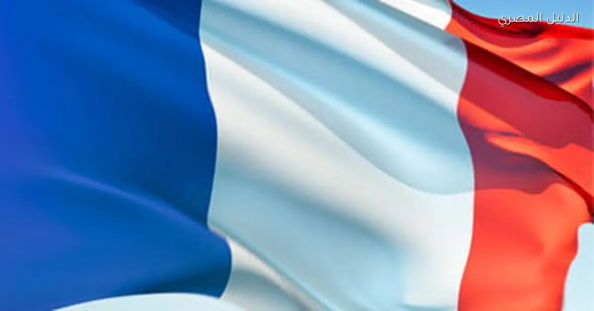 زيادة تراكم القمامة في ليل شمال فرنسا بسبب الإضراب المستمر