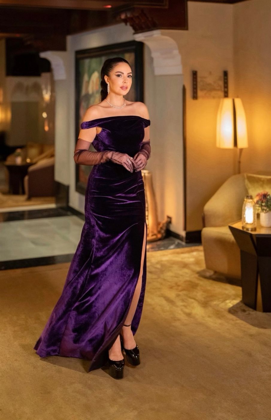 الفنانة نينا مغربي، الدليل المصري