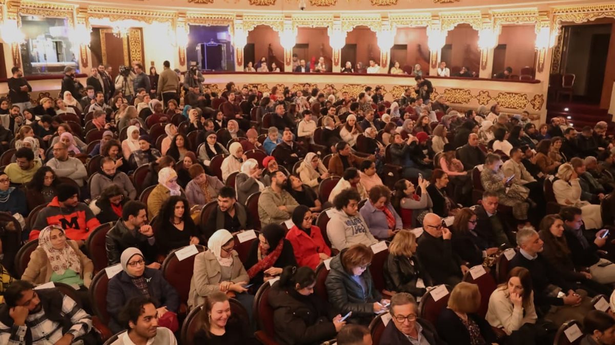 حفل عازف التشيللو الإيطالي إيتوري باجاني