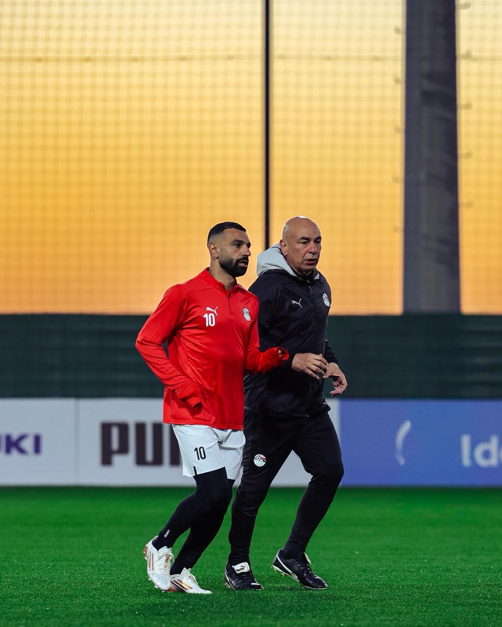 حسام حسن مع محمد صلاح