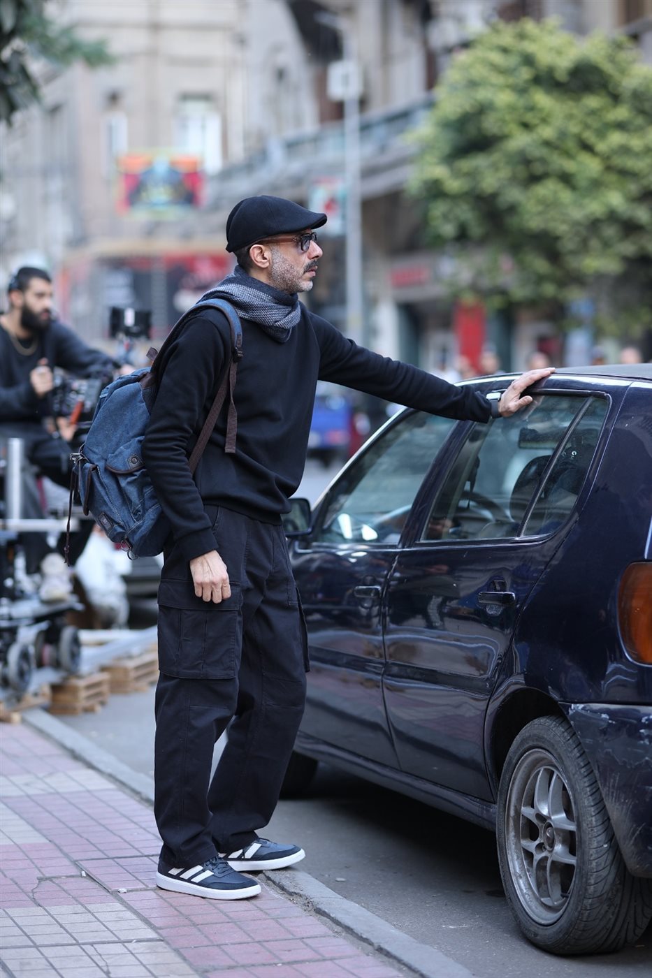 فريق عمل مسلسل أب ولكن