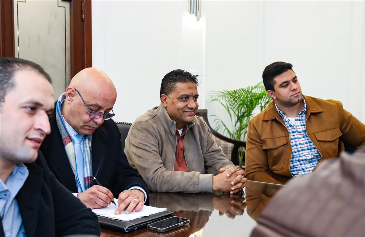 صورة من اللقاء