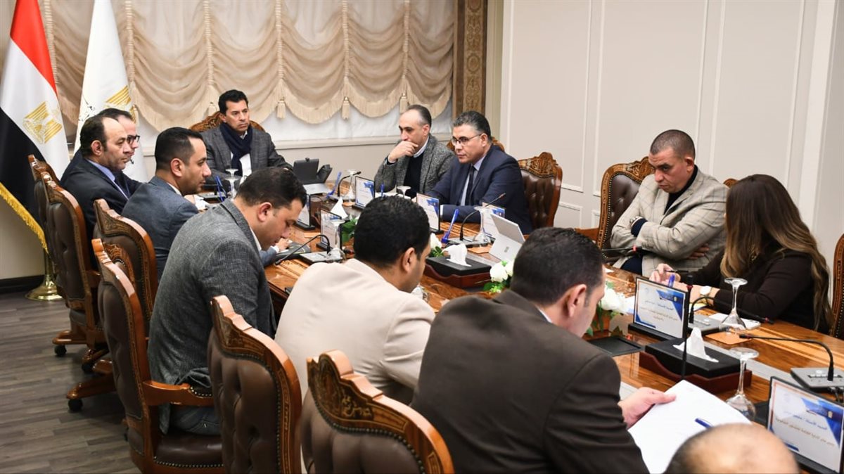 وزير الشباب والرياضة يبحث استعدادات استضافة مصر دورة الألعاب الأفريقية 2027