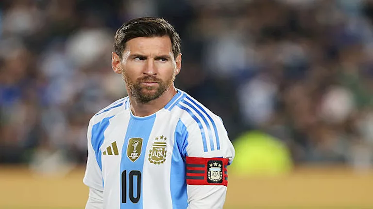 إصابة ميسي قبل كأس العالم وطلب استبداله