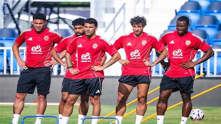 الأهلي يواجه 4 قضايا في فيفا قد تؤثر على قيد اللاعبين
