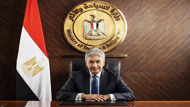 الحكومة تعلن عن خطة لتطوير نزلة السمان للقضاء على العشوائية ووقف البناء غير المرخص