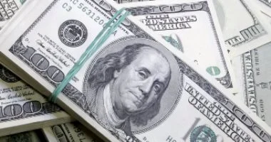 سعر الدولار مقابل الجنيه قبل بدء جلسة التداول