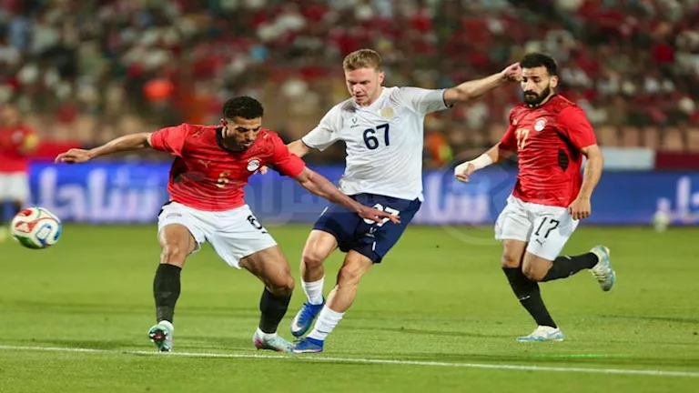 ظهور كاميرا حكم الساحة في مباراة ودية بين مصر وروسيا