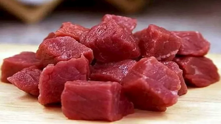 نصائح هامة للتعامل مع لحوم عيد الأضحى.. تجنب غسلها قبل التجميد