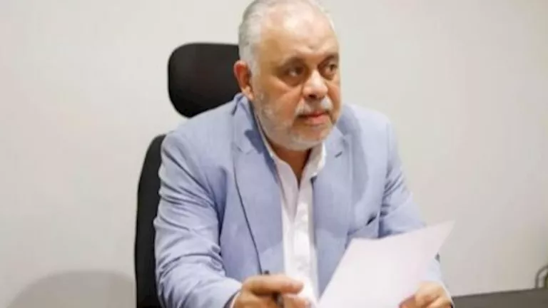 نقيب الإعلاميين توضح لالدليل المصري تفاصيل التحقيق في شكوى أشرف زكي ضد شخص انتحل صفة إعلامي