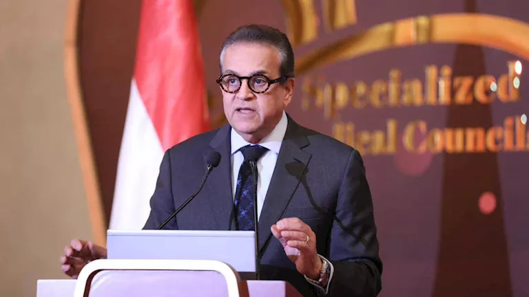 وزير الصحة: استعدادات لإعادة إطلاق حملة ‘أنت الحل’ مع مكافأة 6 جنيهات ذهب