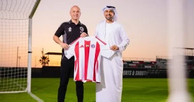 أندريس إنييستا يقود جلف يونايتد في دوري القسم الثاني الإماراتي